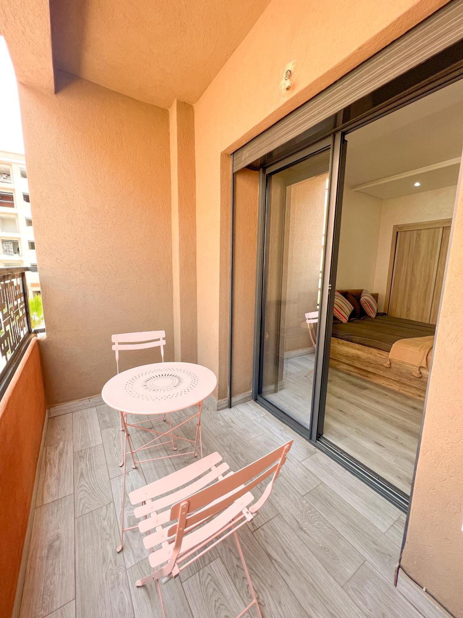 Condo In Marrakech With Pool 마라케시 외부 사진